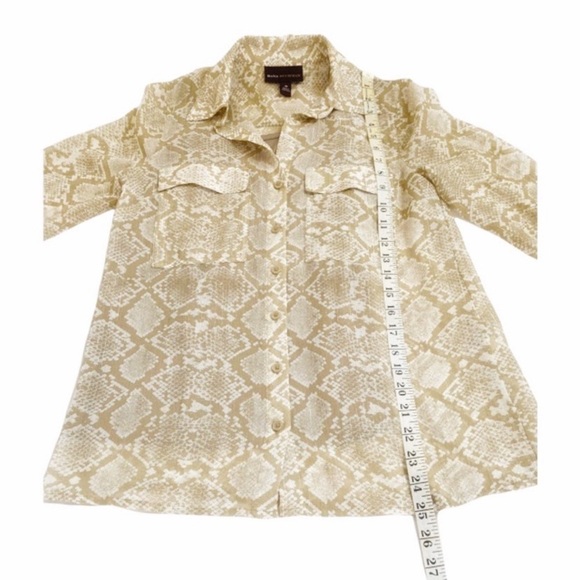 Dana Buchman Taupe,Beige & White Sparkly Snake Print Blouse & Attached Cami, XS - Picture 8 of 12
